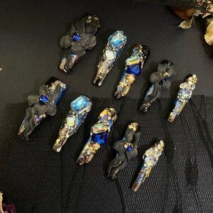 Gilded Bloom Carved Nail Art, Custom Press-On Nails